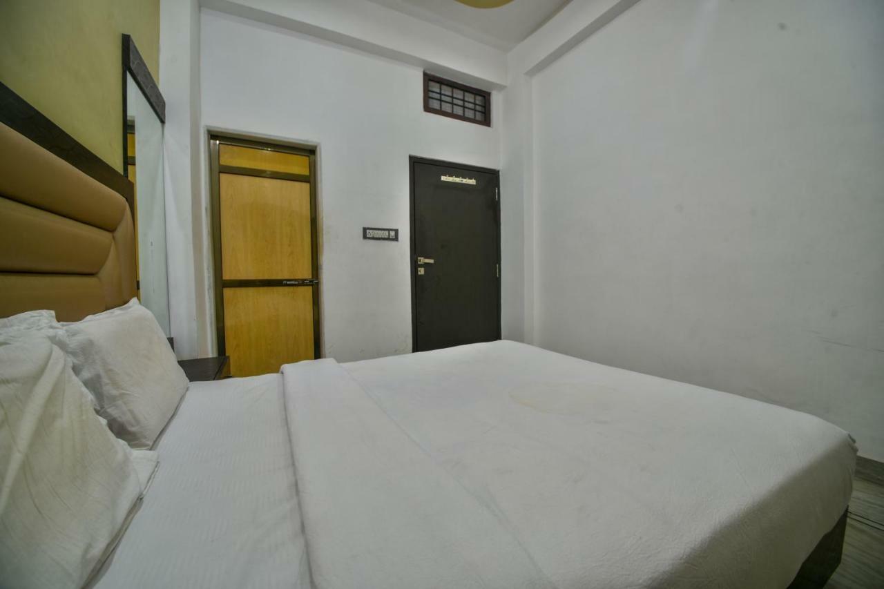 Hotel Vinayaka Nathdwara Bagian luar foto