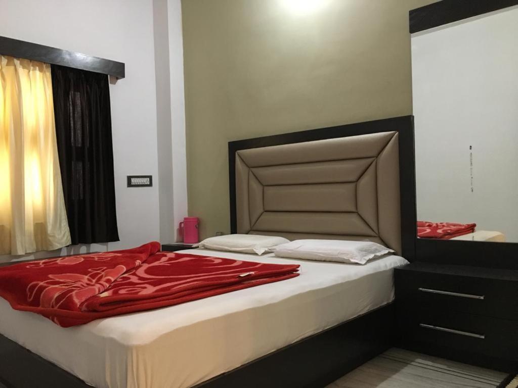 Hotel Vinayaka Nathdwara Bagian luar foto