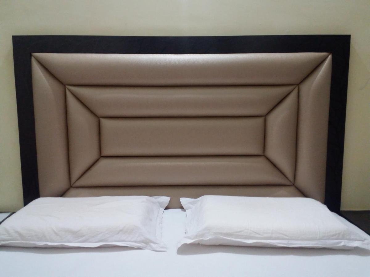 Hotel Vinayaka Nathdwara Bagian luar foto